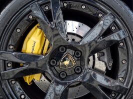 Czy hamulce wymienia się parami?